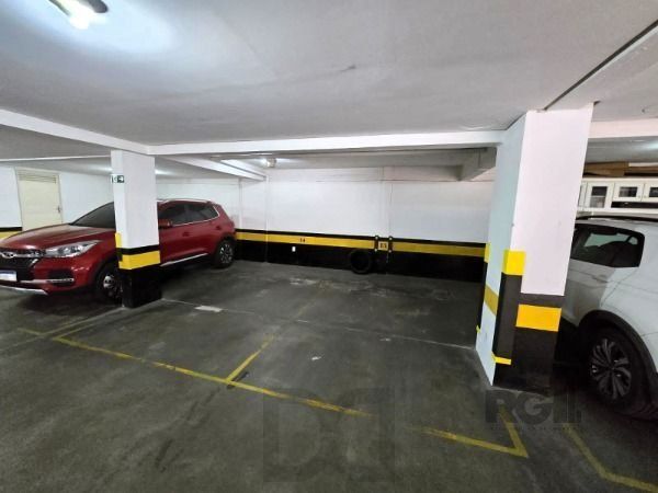 Apartamento em Porto Alegre, no bairro Auxiliadora, com 4 dormitório(s), e 4 banheiros, à venda. — foto 28