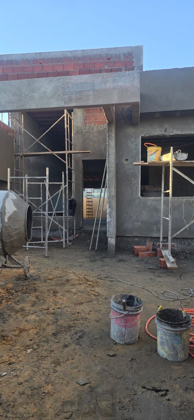 Casa terrea 03 dorm em condominio fechado com total infraestrutura na Zona Sul de Porto Alegre. — foto 2