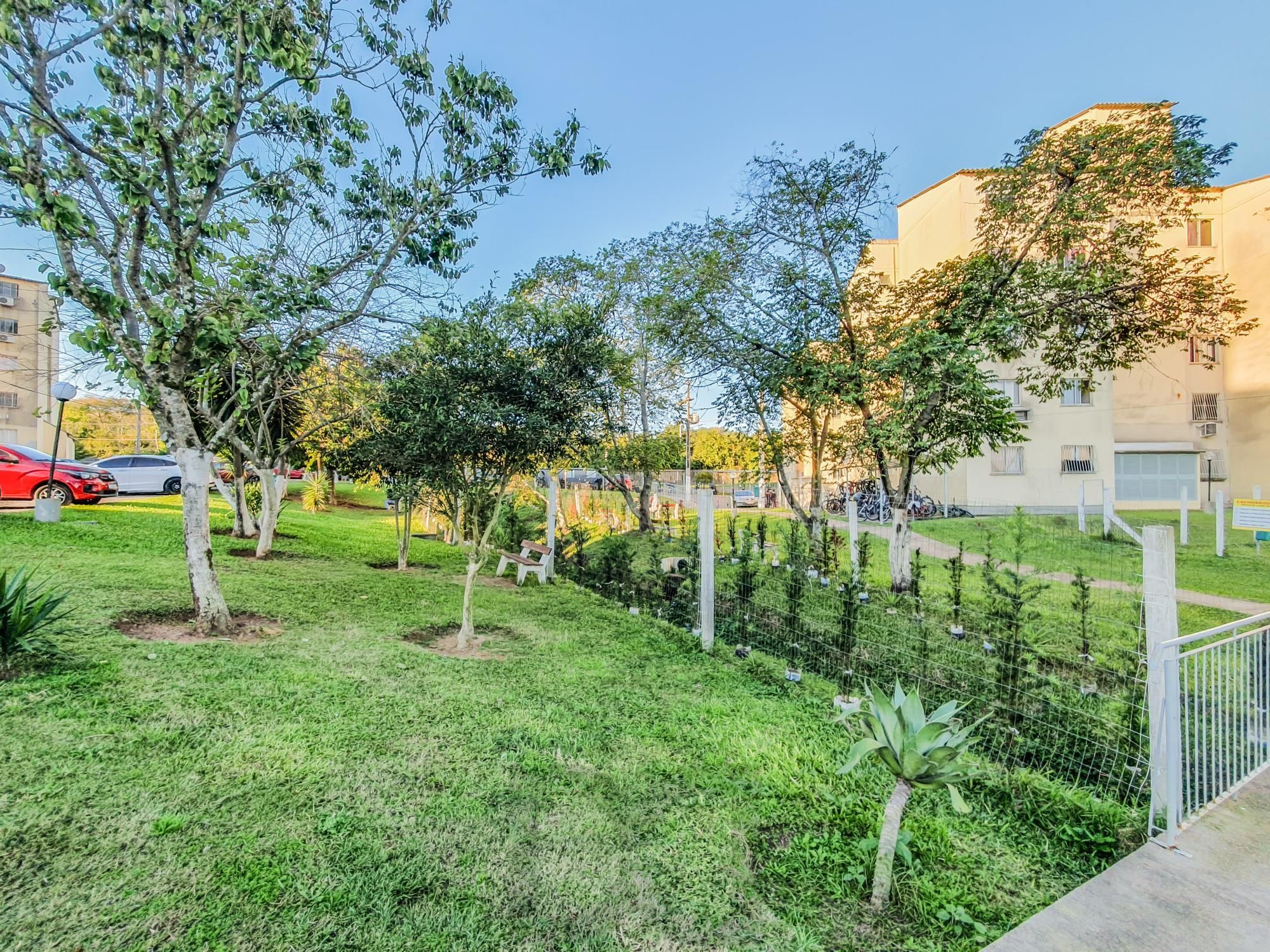 Apartamento de 2 dormitorios no bairro Vila Nova — foto 14