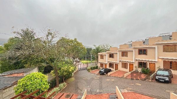 Casa Condominio em Porto Alegre, no bairro Teresópolis, com 2 dormitório(s), e 2 banheiros, à venda. — foto 25