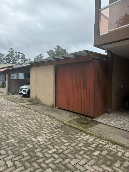 Casa Condominio em Porto Alegre, no bairro Ponta Grossa, com 3 dormitório(s), e 3 banheiros, à venda. — foto 2