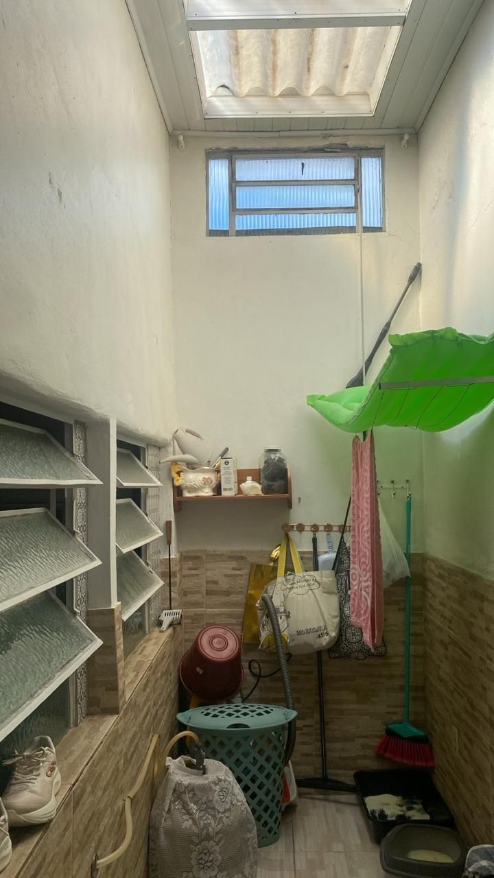Casa de Esquina à Venda na Restinga – Imóvel Dividido em Duas Residências — foto 12
