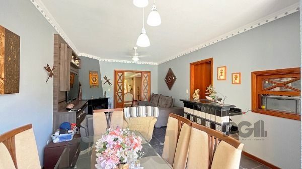 Casa em Porto Alegre, no bairro Ipanema, com 3 dormitório(s), e 3 banheiros, à venda. — foto 14