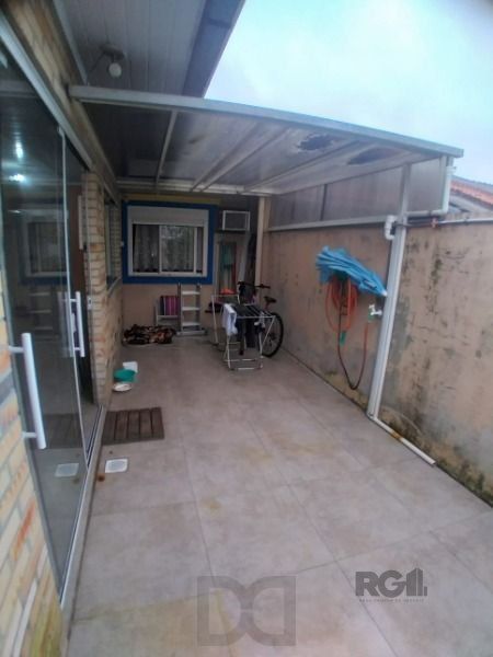 Casa em Porto Alegre, no bairro Hípica, com 2 dormitório(s), e 2 banheiros, à venda. — foto 12