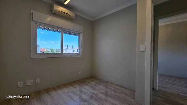 Casa em Porto Alegre, no bairro Hipica, com 3 dormitório(s), e 3 banheiros, à venda. — foto 15
