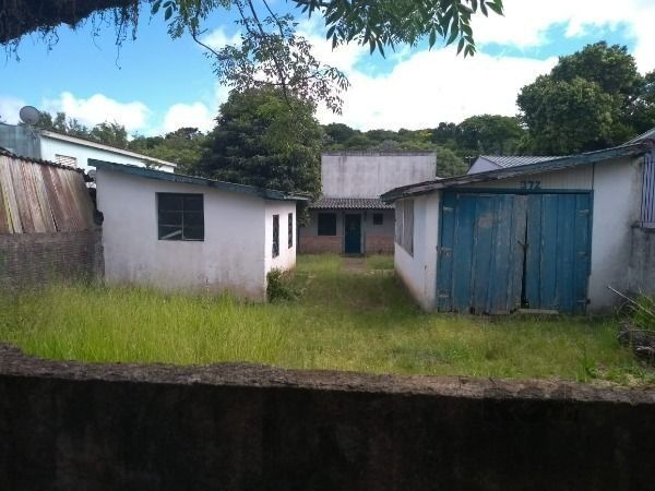 Casa em Porto Alegre, no bairro Espírito Santo, com 2 dormitório(s), e 2 banheiros, à venda. — foto 2