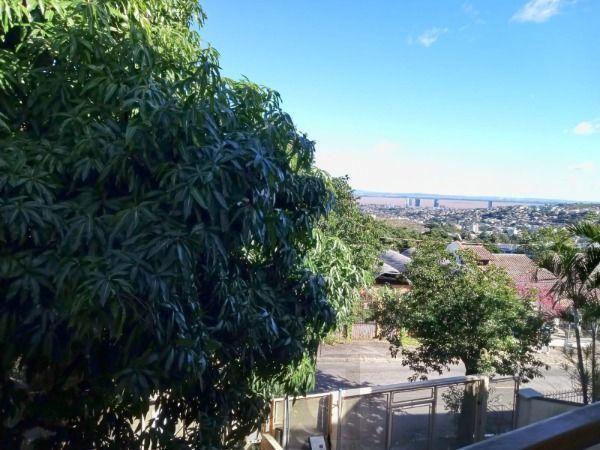 Casa em Porto Alegre, no bairro Teresópolis, com 2 dormitório(s), e 2 banheiros, à venda. — foto 22