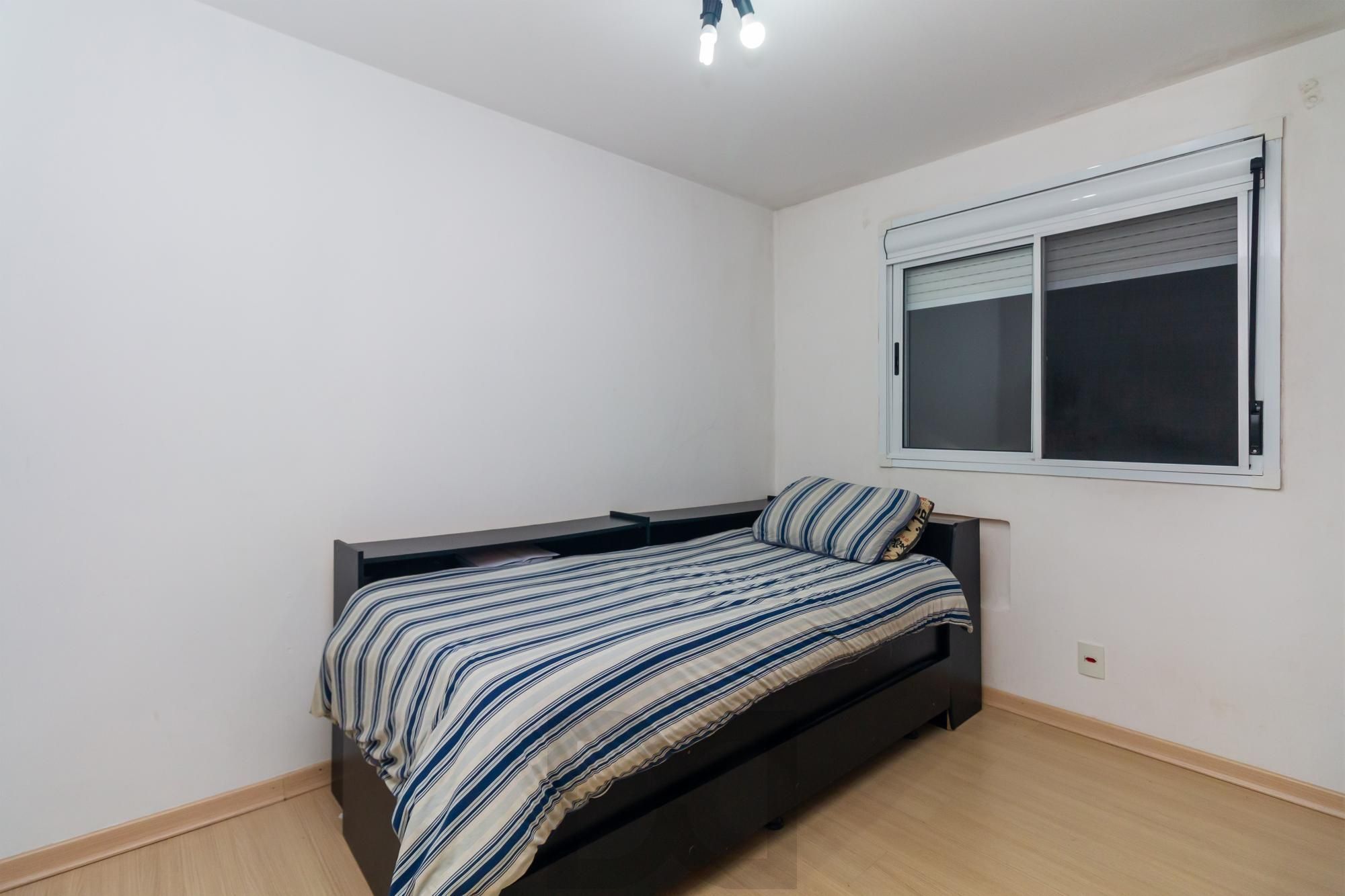 Excelente apartamento 2 dormitórios semi mobiliado — foto 11