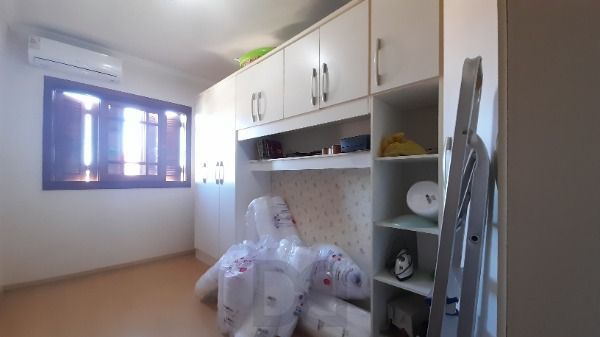 Casa em Porto Alegre, no bairro Espírito Santo, com 3 dormitório(s), e 3 banheiros, à venda. — foto 15