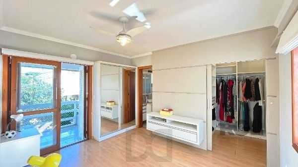 Casa em Porto Alegre, no bairro Espírito Santo, com 3 dormitório(s), e 3 banheiros, à venda. — foto 19