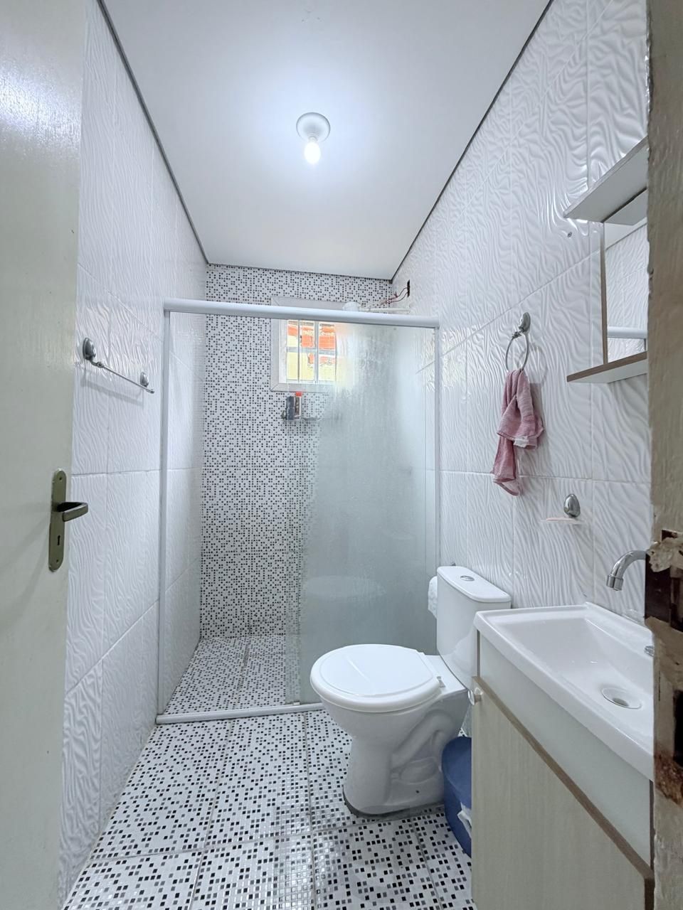 Excelente casa térrea com pátio e salão de festas, em localização privilegiada! — foto 7