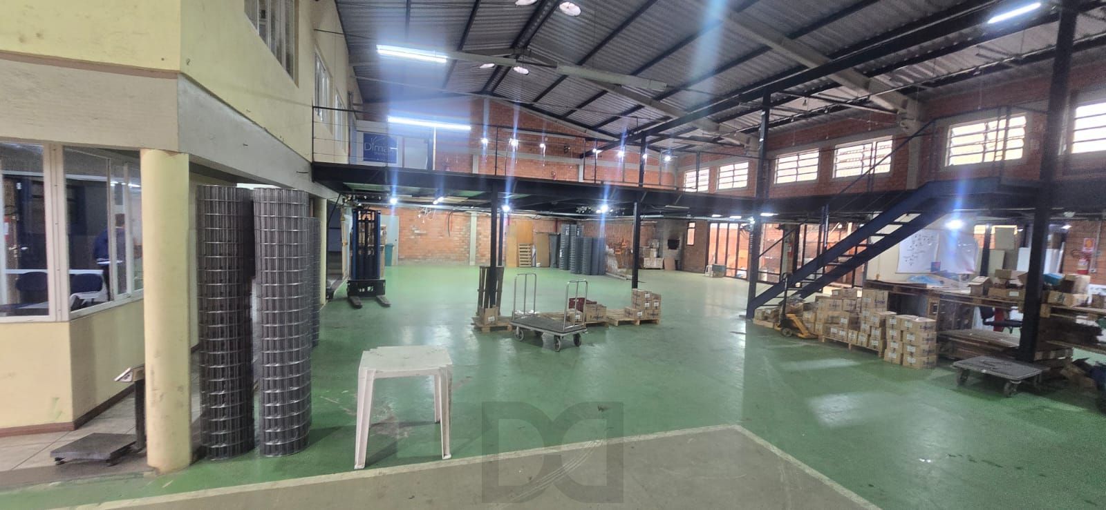 Pavilhão Comercial à Venda — foto 9