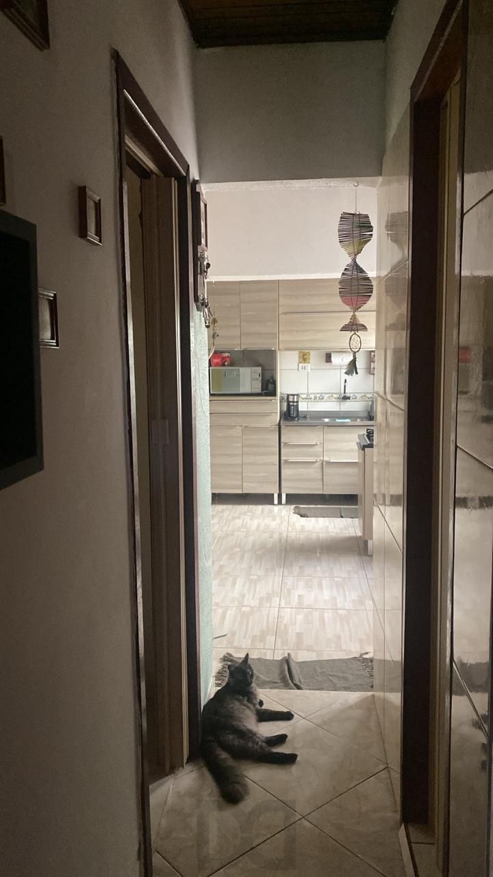Casa de Esquina à Venda na Restinga – Imóvel Dividido em Duas Residências — foto 18