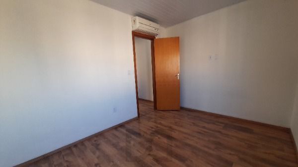 Casa Condominio em Porto Alegre, no bairro Restinga, com 2 dormitório(s), e 2 banheiros, à venda. — foto 14