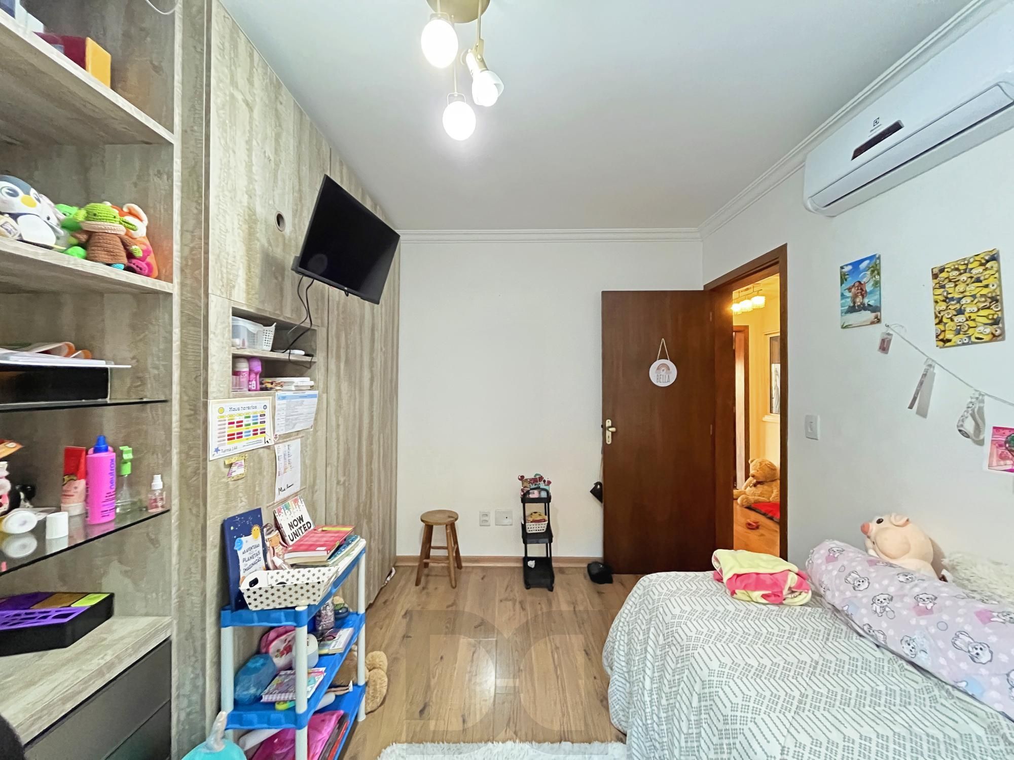 Casa para Venda - 270m², 3 dormitórios, sendo 1 suites, 2 vagas - Guarujá — foto 43