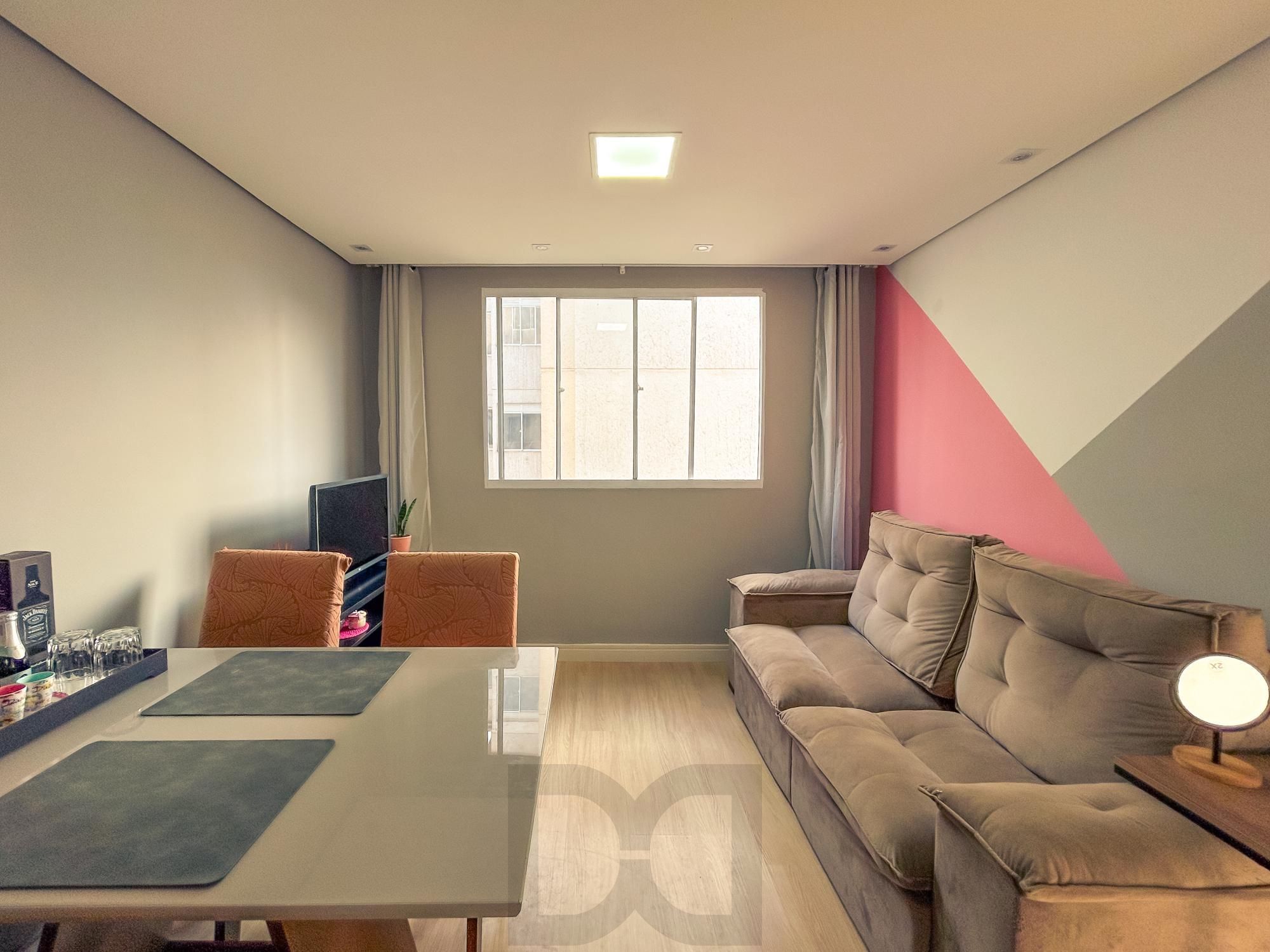 Lindo Apê de 2 Quartos Reformado e Mobiliado – Pronto para Morar! — foto 5