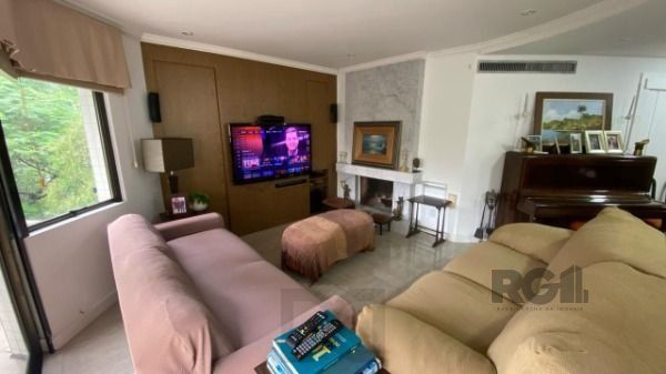 Apartamento em Porto Alegre, no bairro Auxiliadora, com 4 dormitório(s), e 4 banheiros, à venda. — foto 12