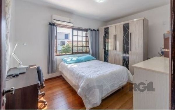 Casa em Porto Alegre, no bairro Aberta dos Morros, com 4 dormitório(s), e 4 banheiros, à venda. — foto 23