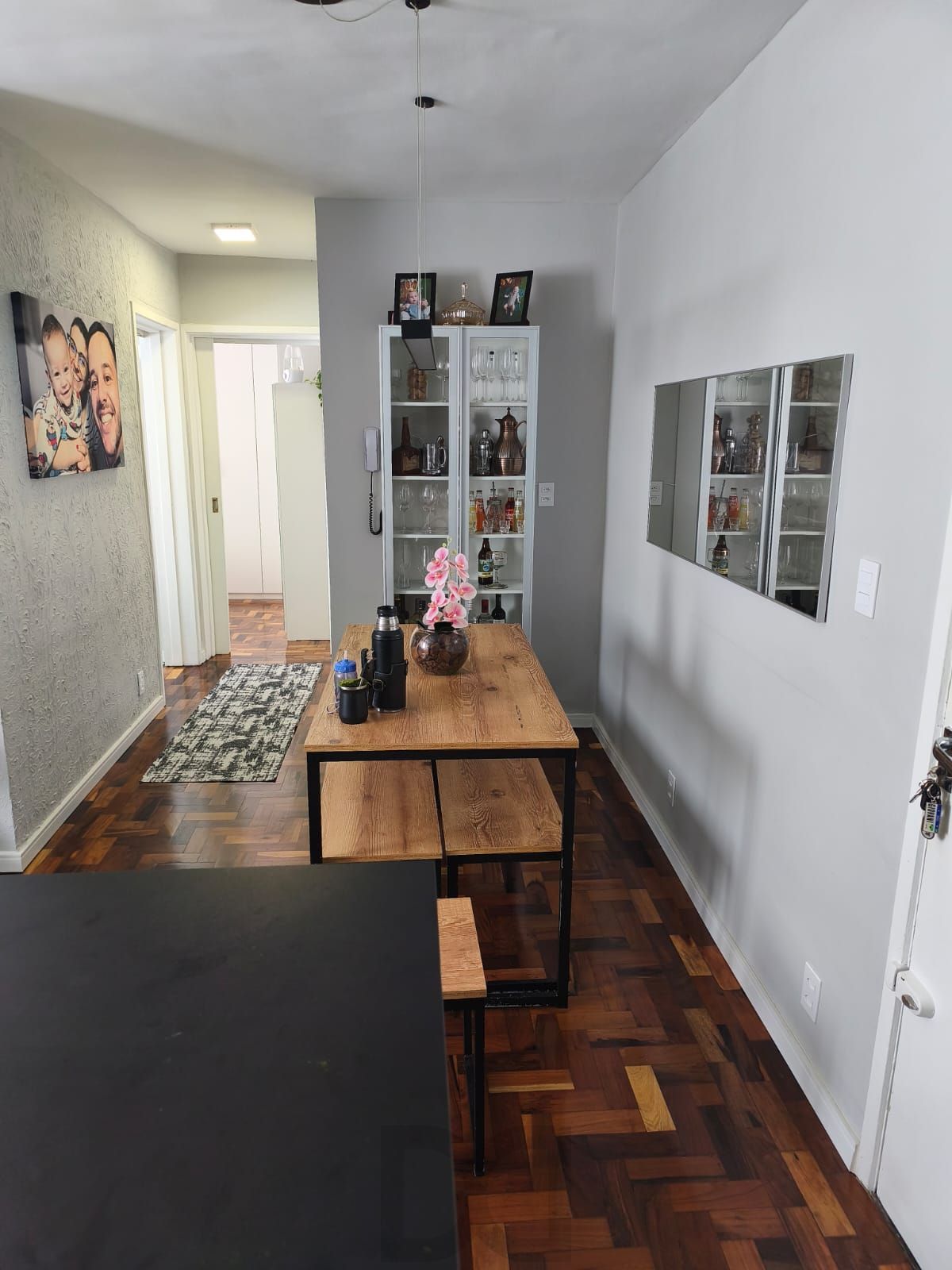 Excelente apto reformado 2 dormitórios com dependência de empregada — foto 4