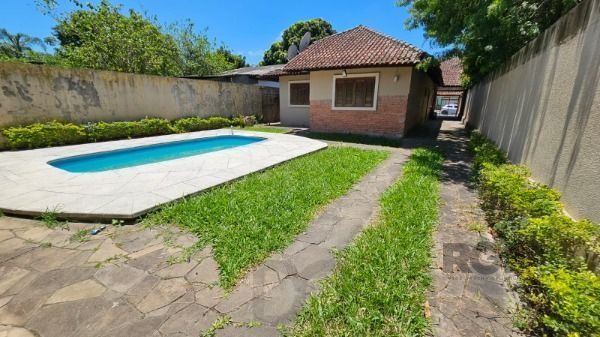Casa térrea 3 dormitórios + escritório espaço gourmet e piscina terreno 11,00 x 40,00 bairro Camaquã ! — foto 26