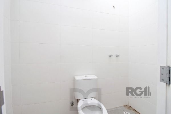 Sobrado para Venda - 100m², 3 dormitórios, sendo 3 suites, 2 vagas - Portal Do Guarujá — foto 28