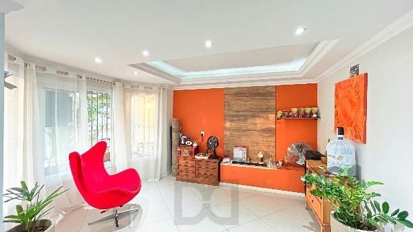 Casa em Porto Alegre, no bairro Hípica, com 3 dormitório(s), e 3 banheiros, à venda. — foto 10