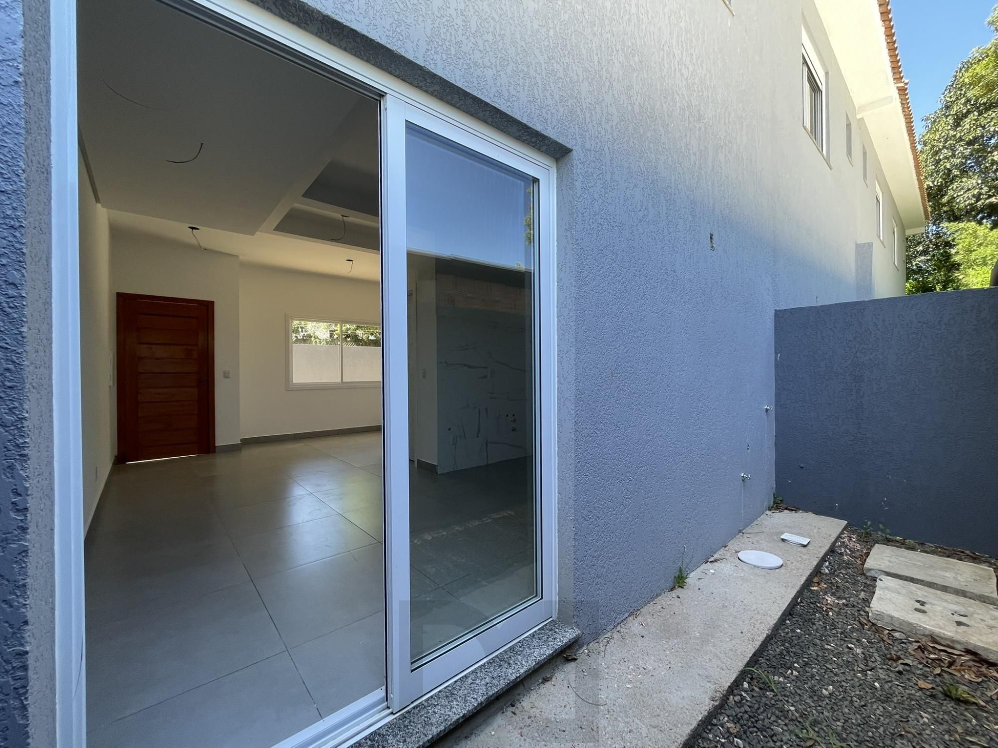Casa Condominio em Porto Alegre, no bairro Nonoai, com 2 dormitório(s), e 2 banheiros, à venda. — foto 11