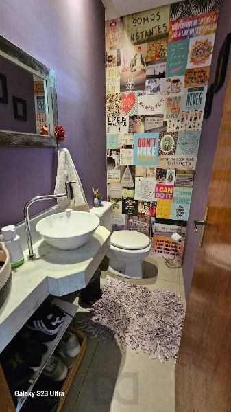 Casa em Porto Alegre, no bairro Hípica, com 3 dormitório(s), e 3 banheiros, à venda. — foto 29