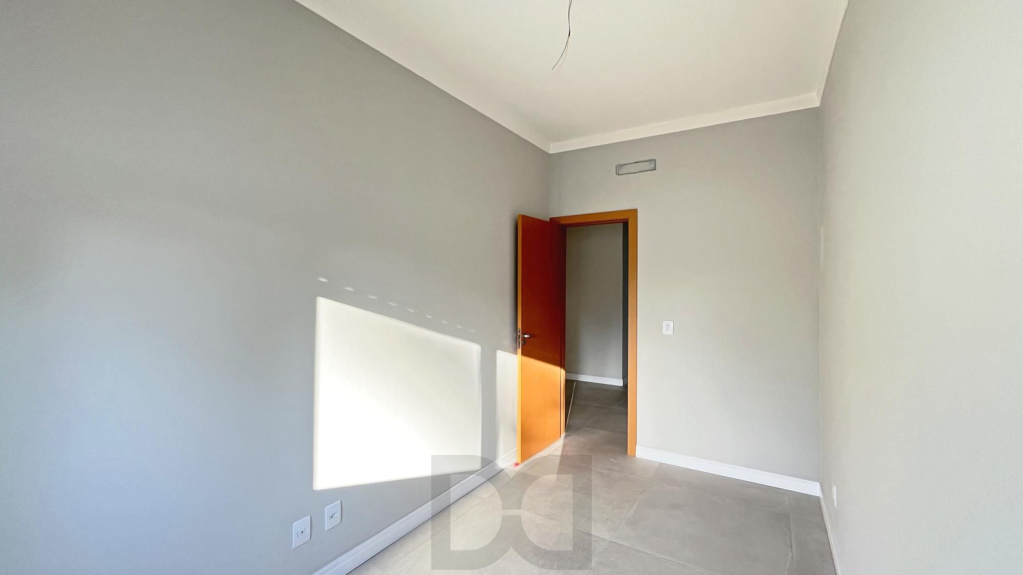 Esta casa de condomínio, localizada na Avenida Juca Batista — foto 19
