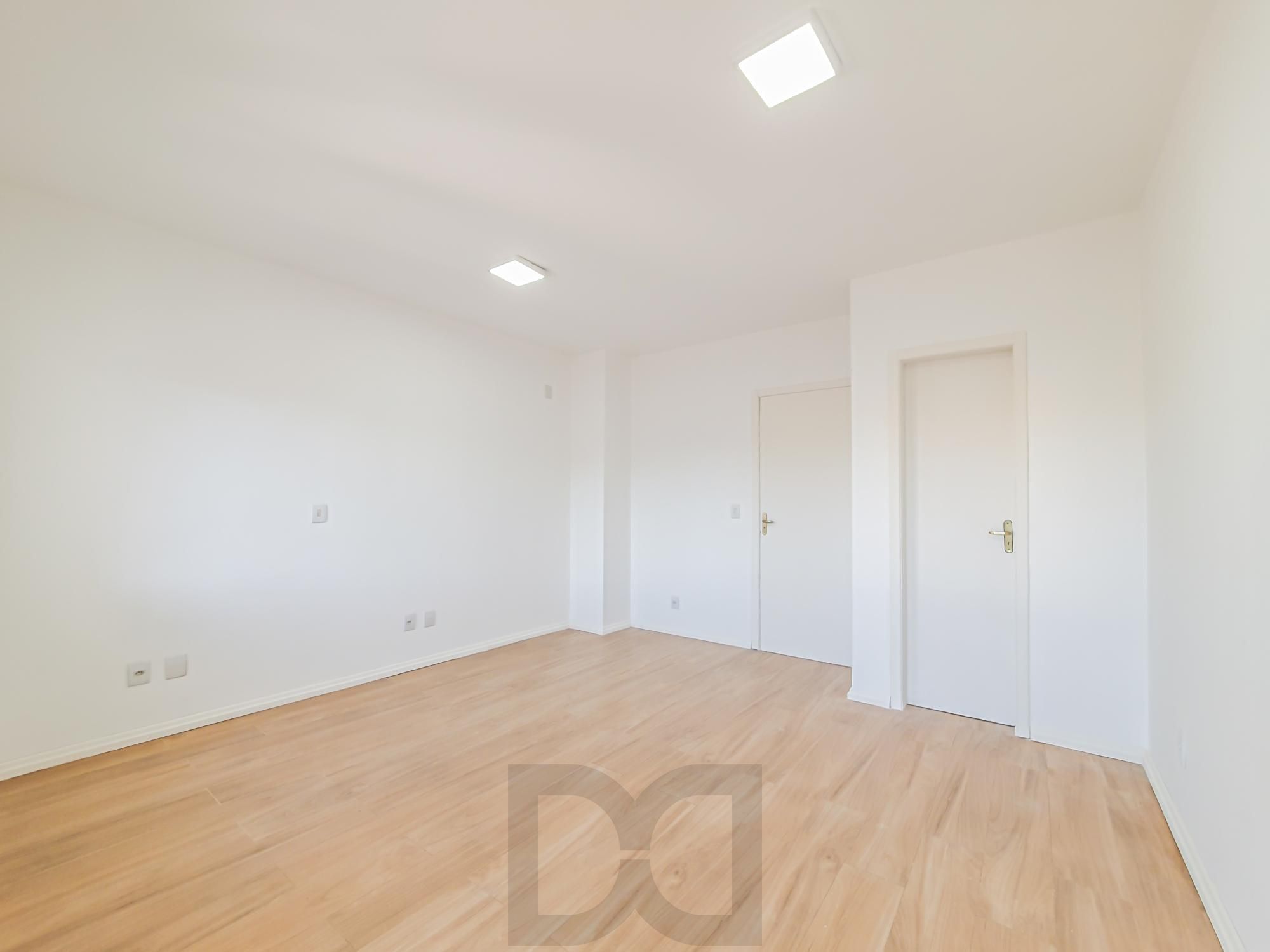 Linda casa com 2 suítes localizada no bairro Hípica, — foto 23