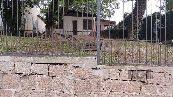 Terreno em Porto Alegre, no bairro Tristeza, à venda. — foto 1