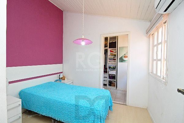 Casa em Porto Alegre, no bairro Ipanema, com 3 dormitório(s), e 3 banheiros, à venda. — foto 25