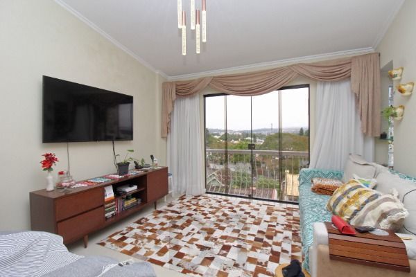Casa para Venda - 300m², 3 dormitórios, sendo 1 suites, 2 vagas - Ipanema — foto 6