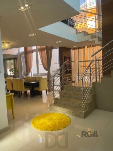 Casa Condominio em Porto Alegre, no bairro Jardim Carvalho, com 3 dormitório(s), à venda. — foto 2