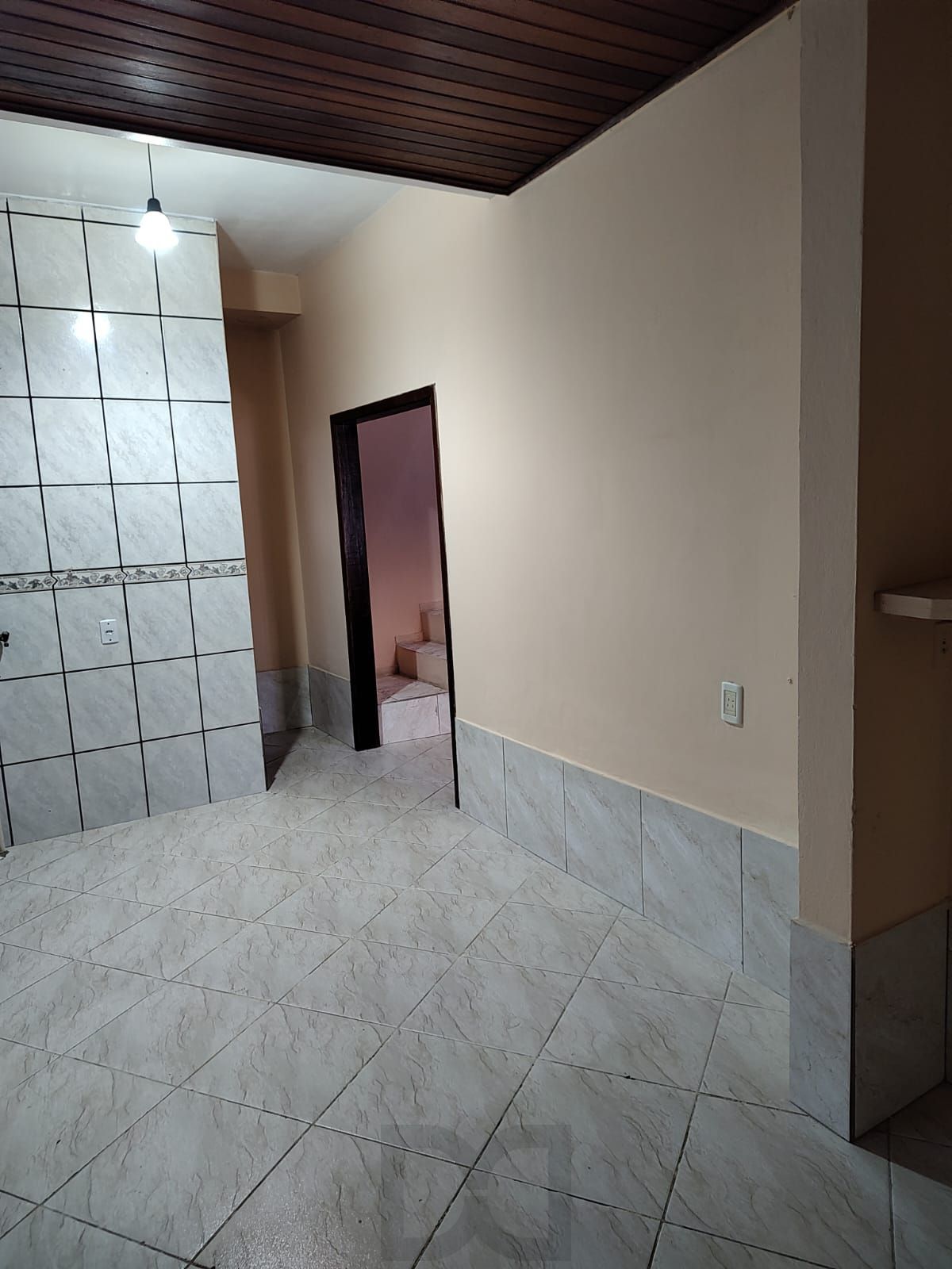 Oportunidade Única para Investidores: Prédio + Sobrado em Terreno de Esquina! — foto 8