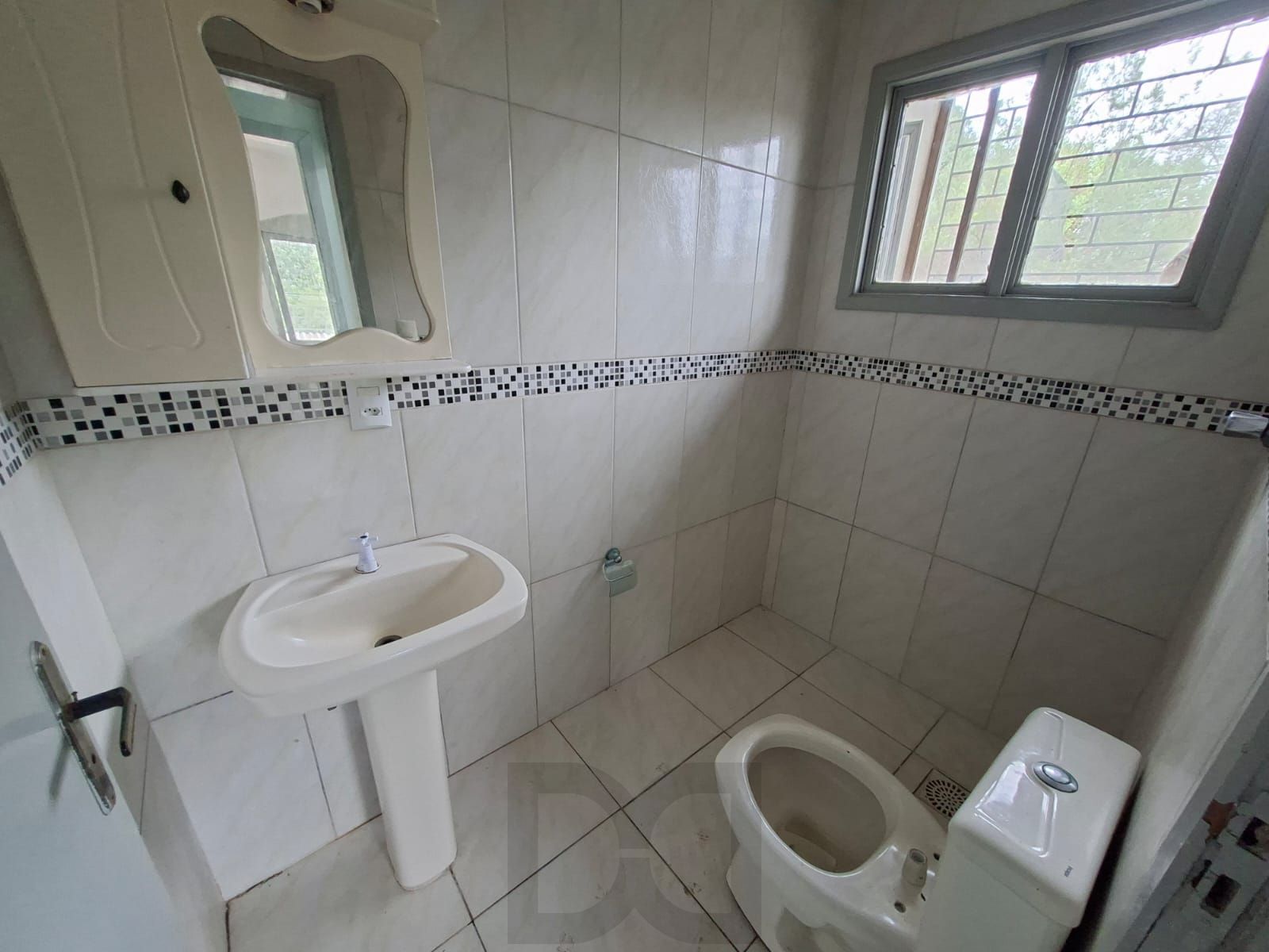 Casa com 5 Dormitórios, Salão de Festas e Terreno de 11,6 x 115m – Belém Velho — foto 16