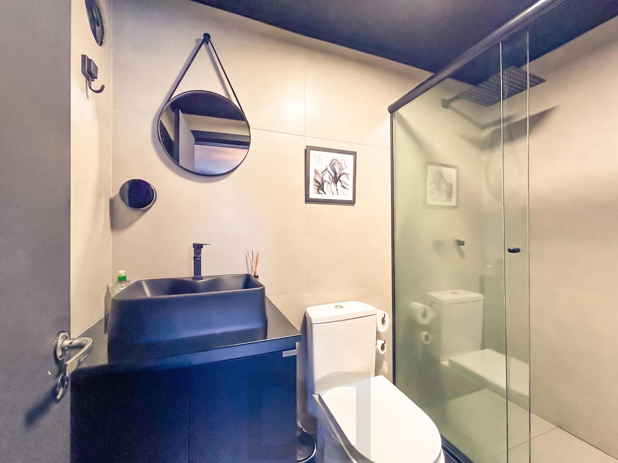 Apartamento mobiliado de 2 dormitórios com 1 suíte no bairro Cristal — foto 28