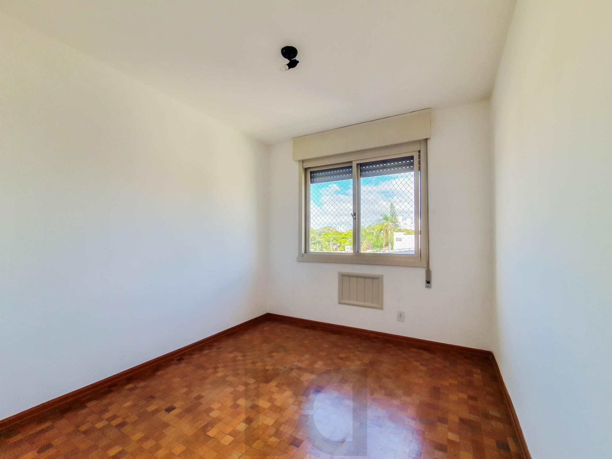 Excelente apartamento de 2 dormitórios no Cristal — foto 25