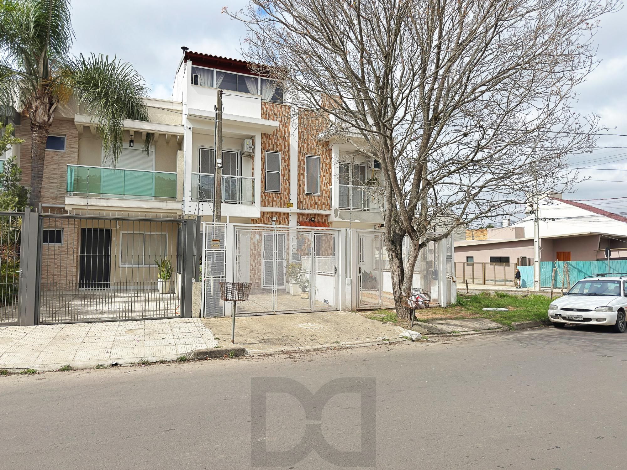 O sobrado dos seus sonhos a apenas 2 quadras do Atacado Desco e do Colégio CESI! — foto 4