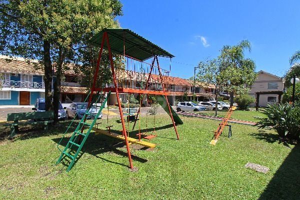 Casa em Porto Alegre, no bairro Ipanema, com 3 dormitório(s), e 3 banheiros, à venda. — foto 34