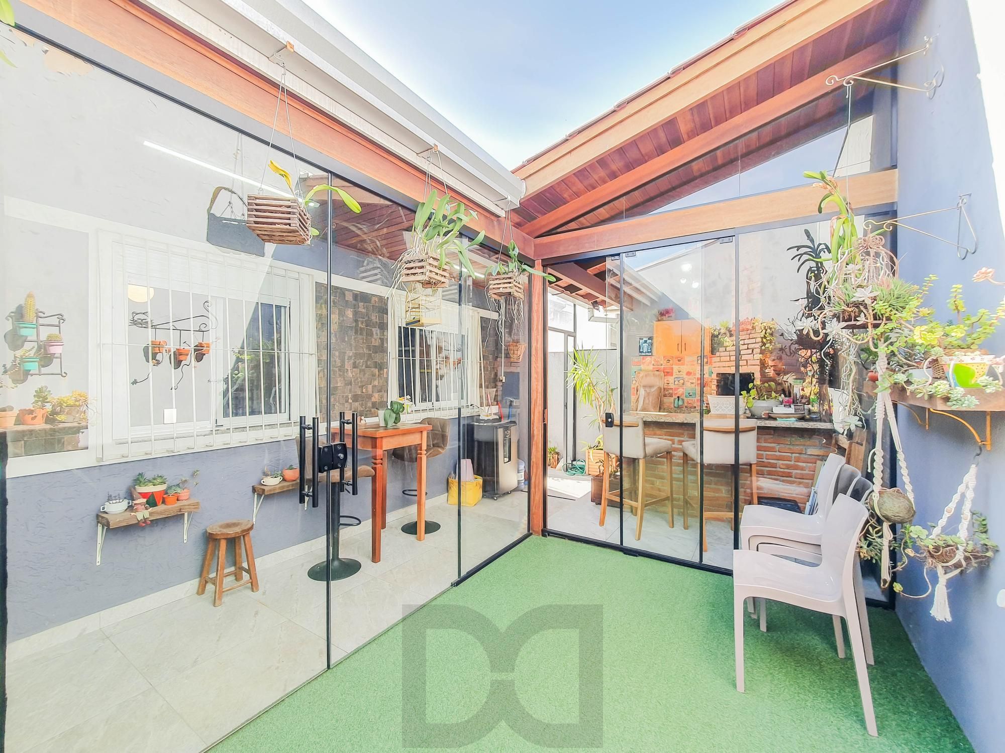 Casa térrea 3 dormitórios totalmente reformada área de churrasco coberta e entrada lateral ! — foto 27
