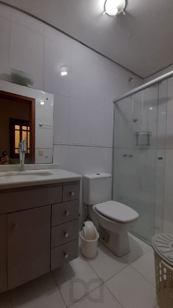 Casa em Porto Alegre, no bairro Espírito Santo, com 3 dormitório(s), e 3 banheiros, à venda. — foto 19