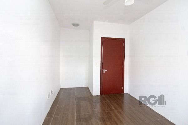Casa em Porto Alegre, no bairro Aberta dos Morros, com 2 dormitório(s), e 2 banheiros, à venda. — foto 17