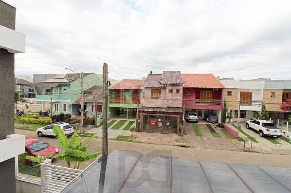 Casa em Porto Alegre, no bairro Hípica, com 3 dormitório(s), e 3 banheiros, à venda. — foto 30
