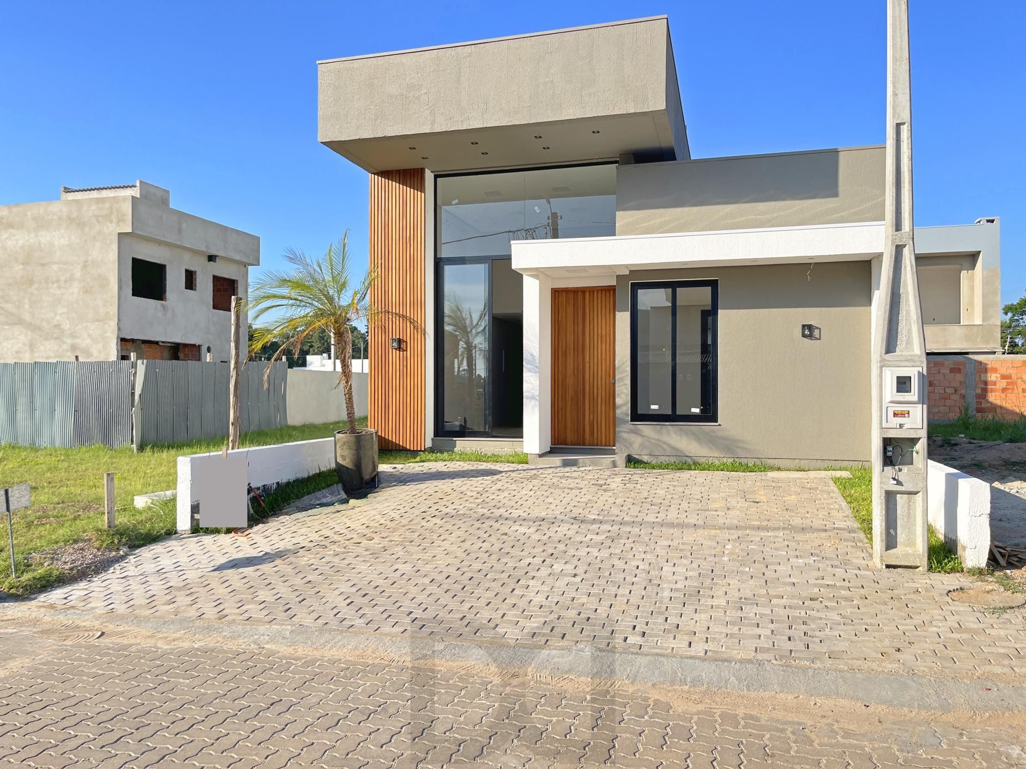 Casa Condominio em Porto Alegre, no bairro Hípica, com 3 dormitório(s), e 3 banheiros, à venda. — foto 2