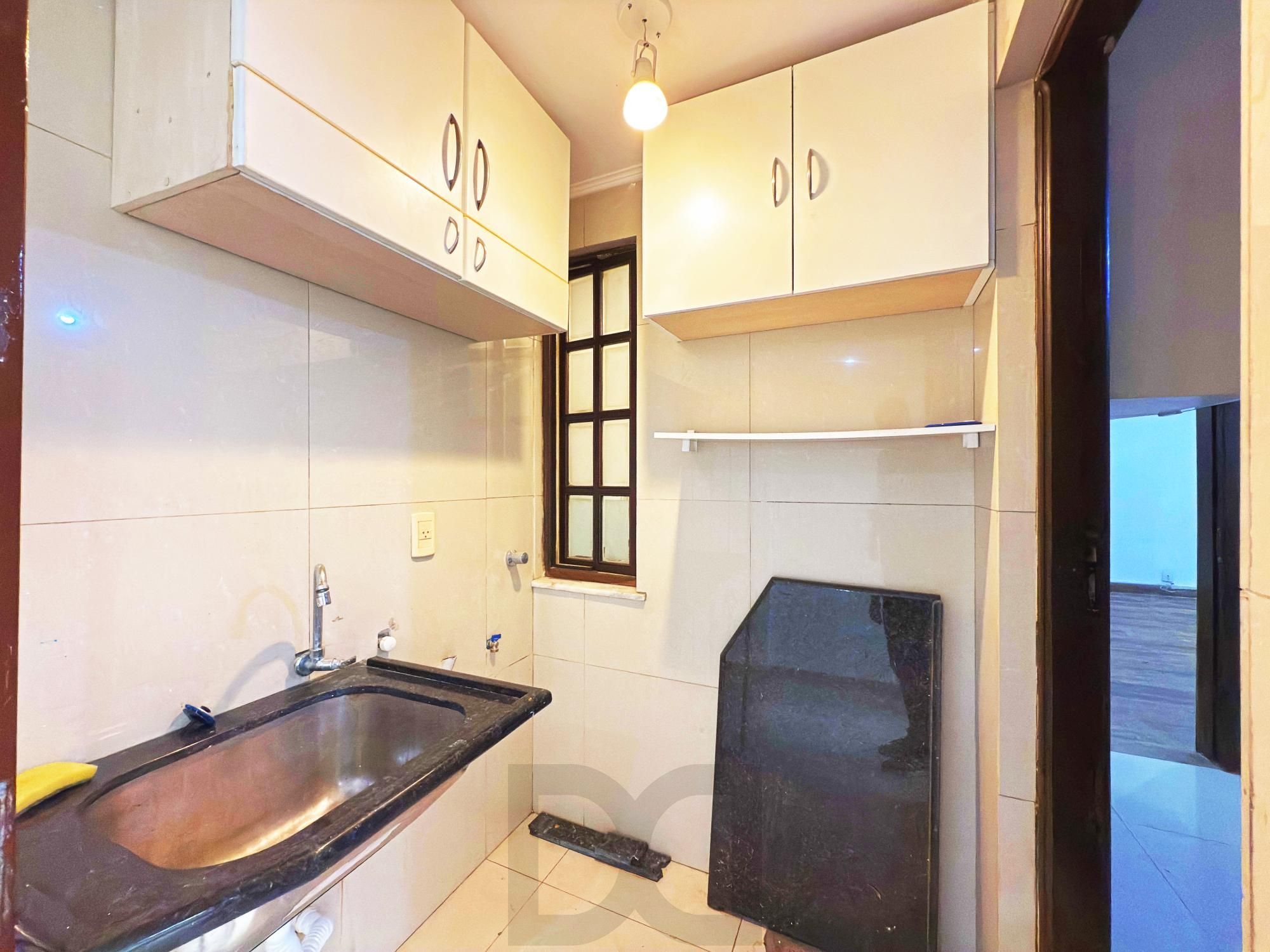 Residência á venda no bairro Guarujá com 3 dormitórios. — foto 25