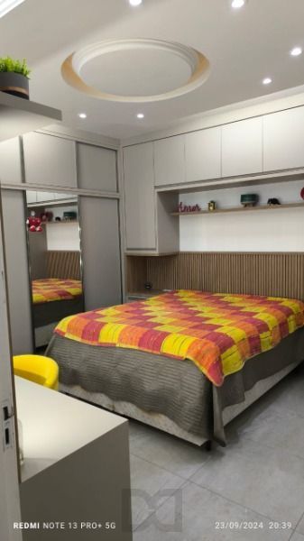 Casa em Porto Alegre, no bairro Hípica, com 3 dormitório(s), e 3 banheiros, à venda. — foto 12