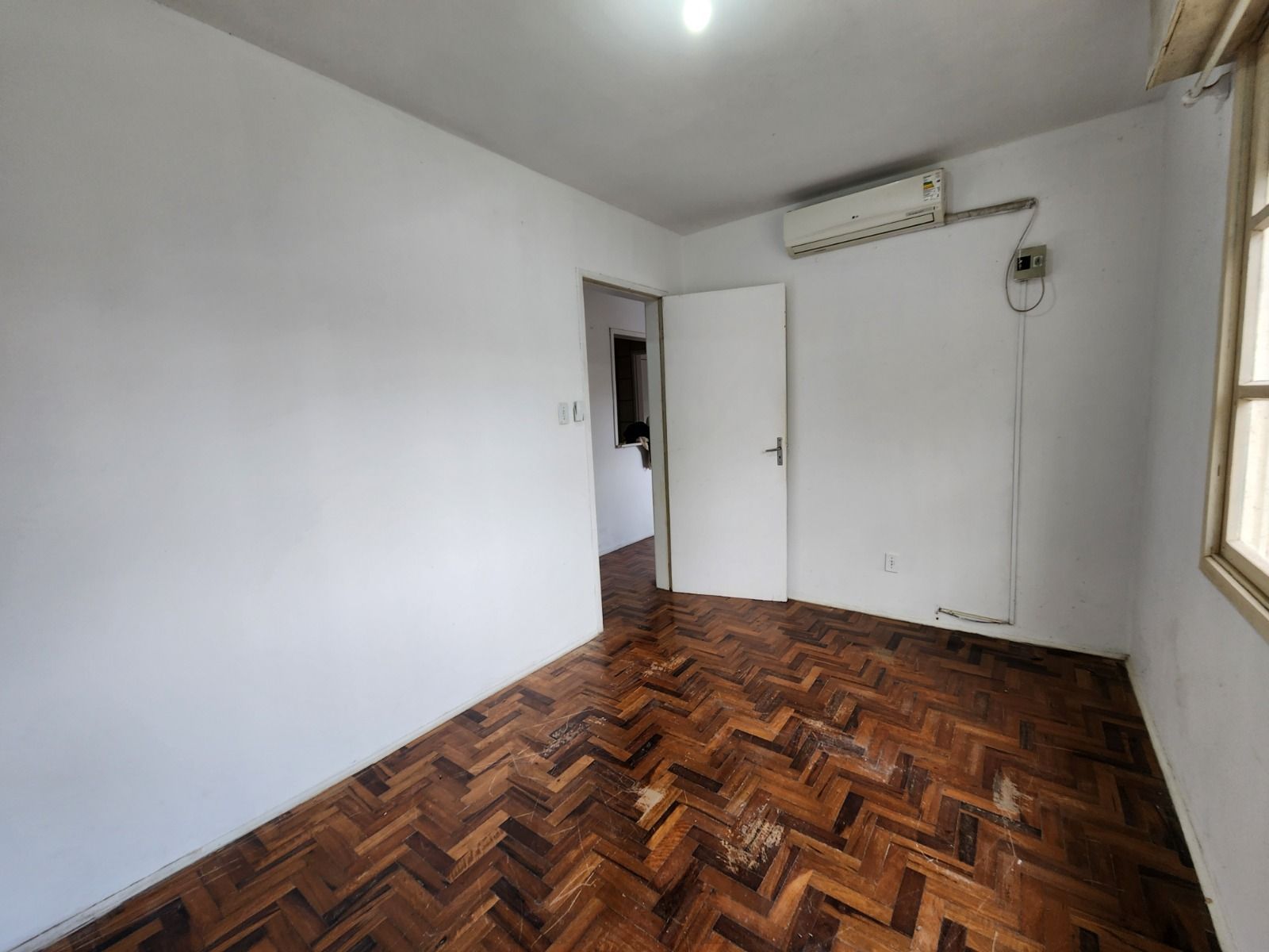Excelente oportunidade ! Apartamento 2 dormitórios bairro Ipanema, sem risco de alagamentos ! — foto 14