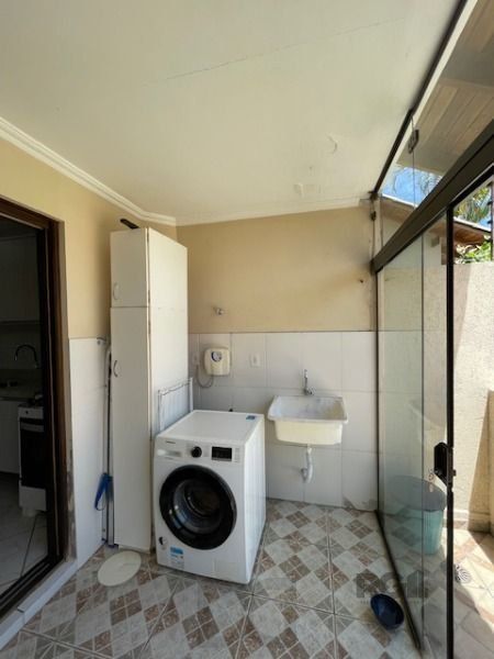 Casa em Porto Alegre, no bairro Hípica, com 3 dormitório(s), e 3 banheiros, à venda. — foto 19