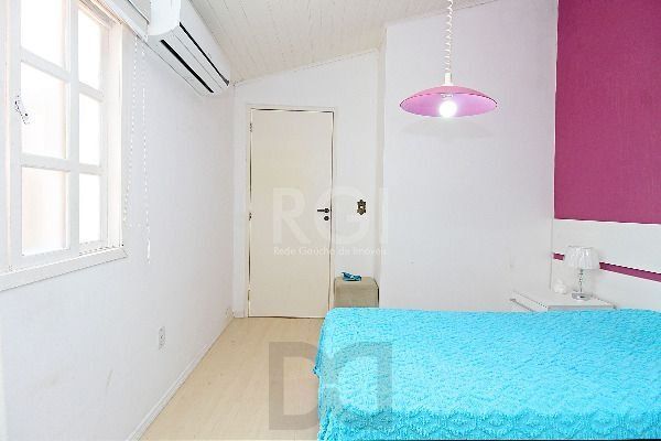 Casa em Porto Alegre, no bairro Ipanema, com 3 dormitório(s), e 3 banheiros, à venda. — foto 26